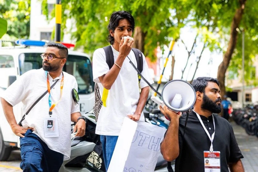 މީޑިއާ ކޮމިޝަނުގެ މެންބަރު ކަމަށް ކުރިމަތިލާން ހުޅުވާލައިފި